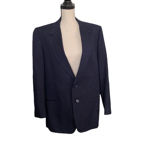 Sold!!!!!Neiman Marcus Navy Blue Pin Striped Blazer - Picture 2 of 14